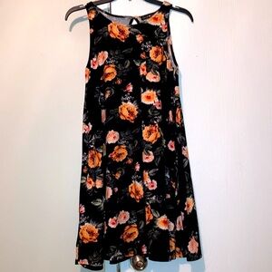 Derek Heart 💐Black Floral Medium Sleeveless Swing Dress